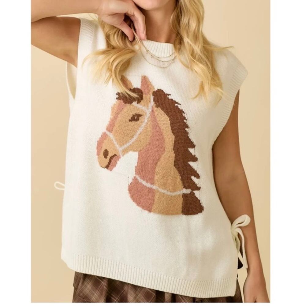 Main Strip Sweater Tank/Vest Wild West Horse size Oversized med, NWT
